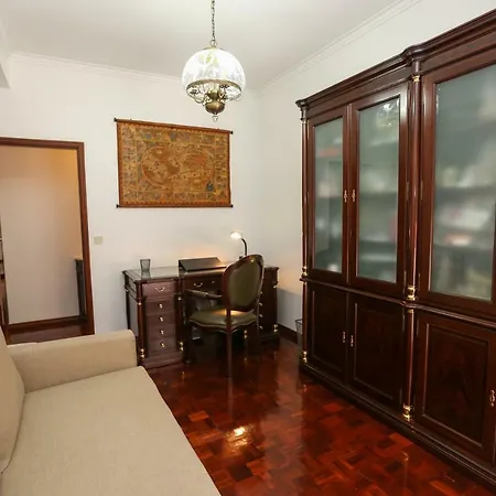 Like-home-t4-bright Benfica Apt-terrace Apartament *