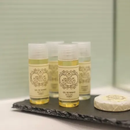 Like-home-t4-bright Benfica Apt-terrace Lizbona