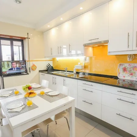 Like-home-t4-bright Benfica Apt-terrace Lisbon